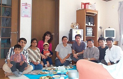 2001 May, Ramji's apartment